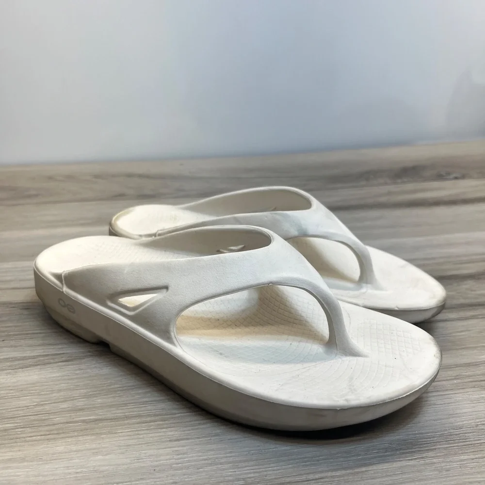 Oofos‎ Oolala Luxe Flip Flop Sandals White Mens 9 Women's Size 11 EU 42